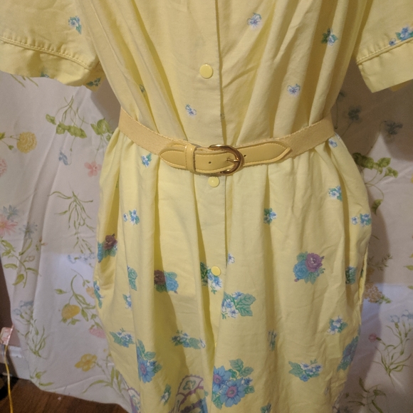 90s Floral House Dress - Picture 3 of 8